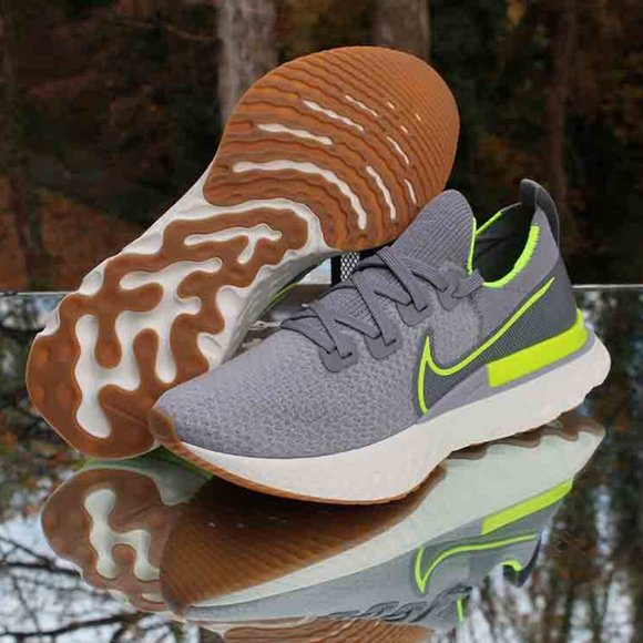 Nike React Infinity Run FlyKnit Men’s Size 8 - Picture 2 of 14